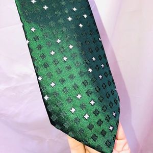Beautiful green tie Wemlon by Wembley